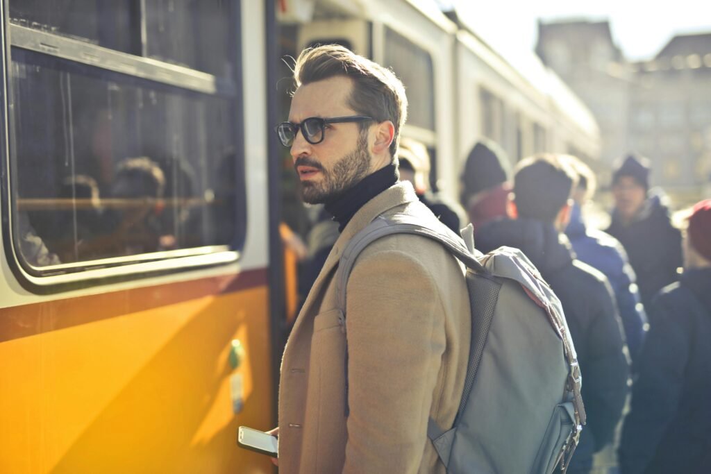 Poemas cortos para hombres enamorados: Dedicatorias sinceras para expresar lo que sientes
